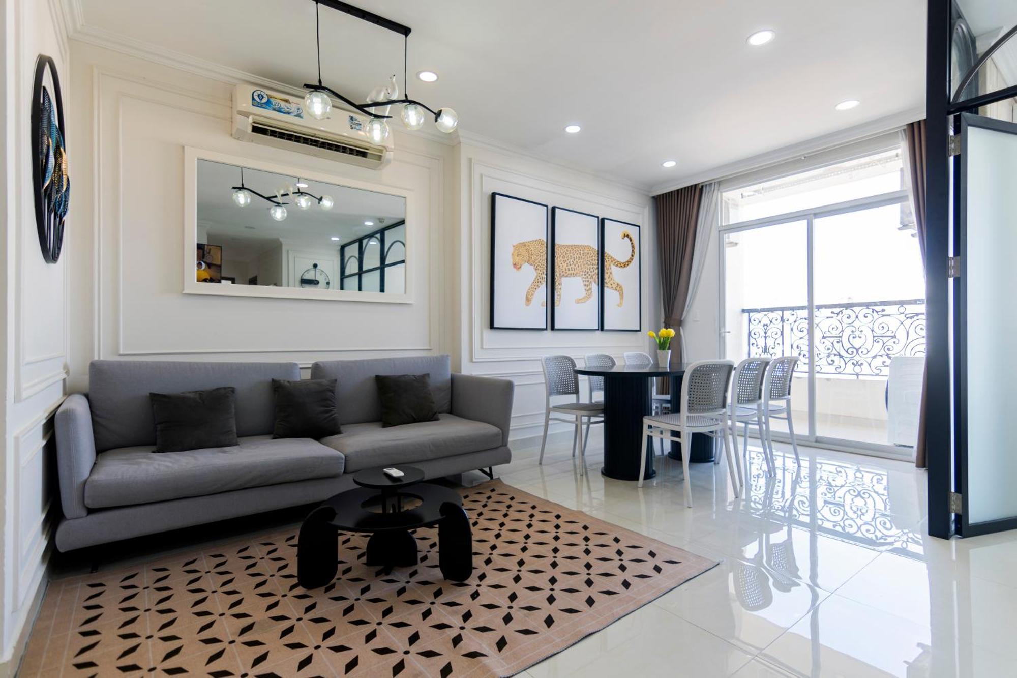 The Luxury Grand Riverside City Center Căn hộ *