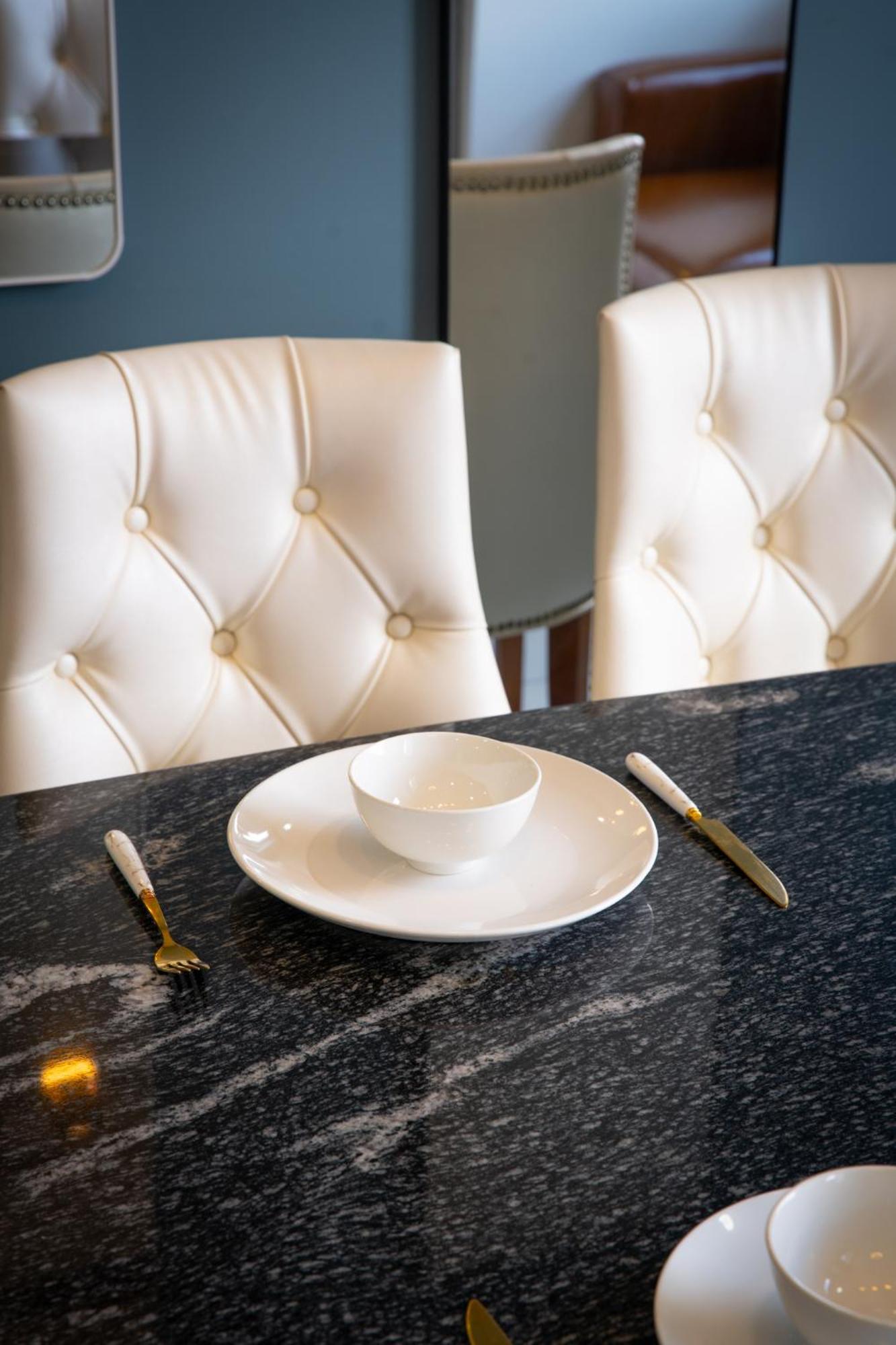 The Luxury Grand Riverside City Center * TP. Hồ Chí Minh