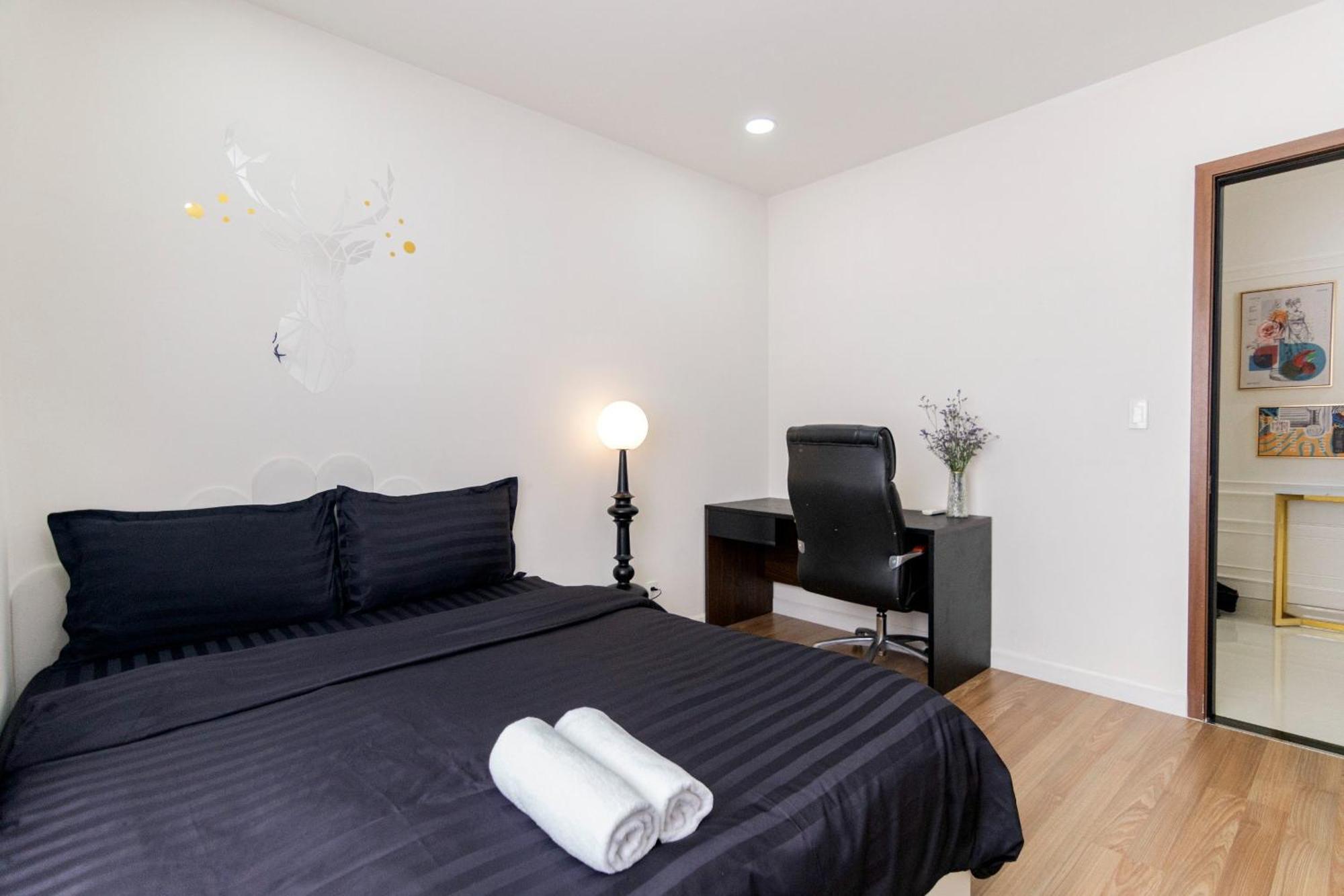 The Luxury Grand Riverside City Center * TP. Hồ Chí Minh